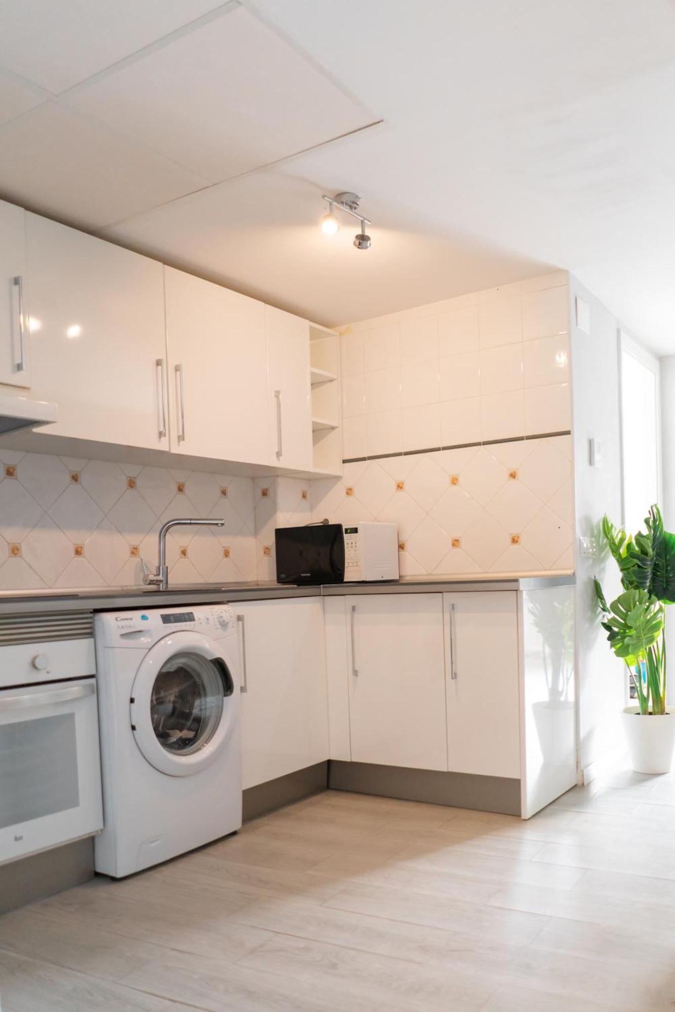 3 Rooms Y 3 Baths Y Aparcamiento Catedral Málaga Eksteriør billede